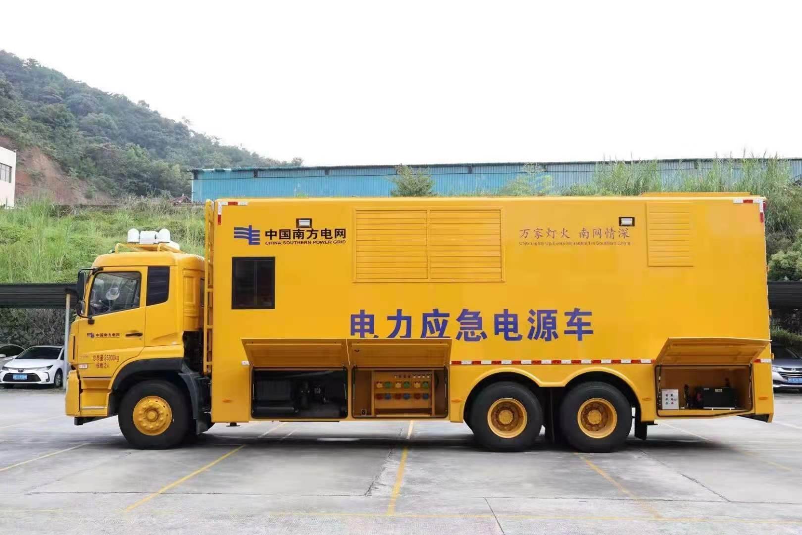 云梦安康大型柴油发电机发电车UPS电源出租租赁